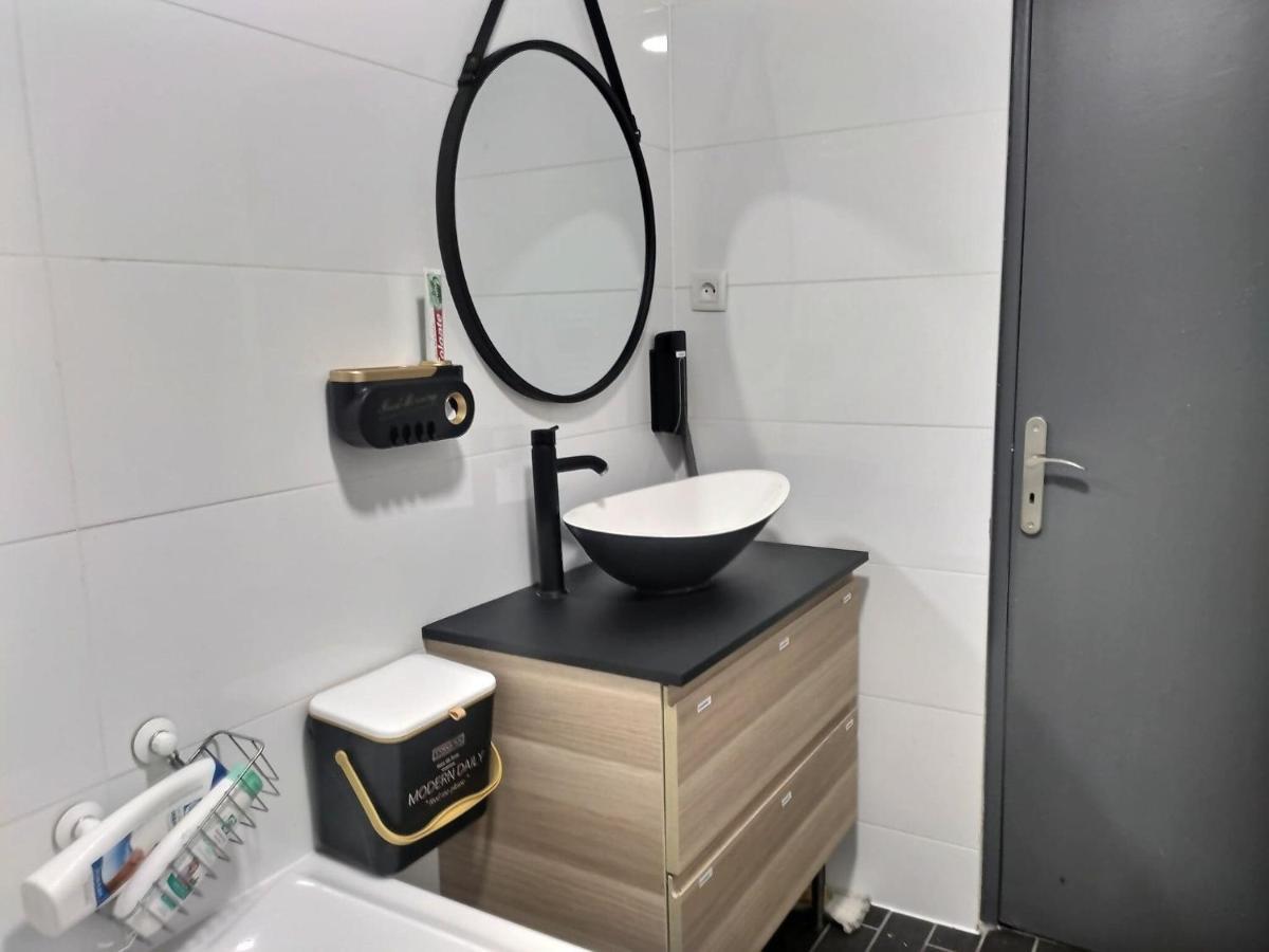 Chambre Privee 23M - Canape Lit - Wifi - Appart 120M Woippy Exteriér fotografie